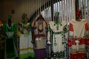 «Жар-птица» в Художественном салоне