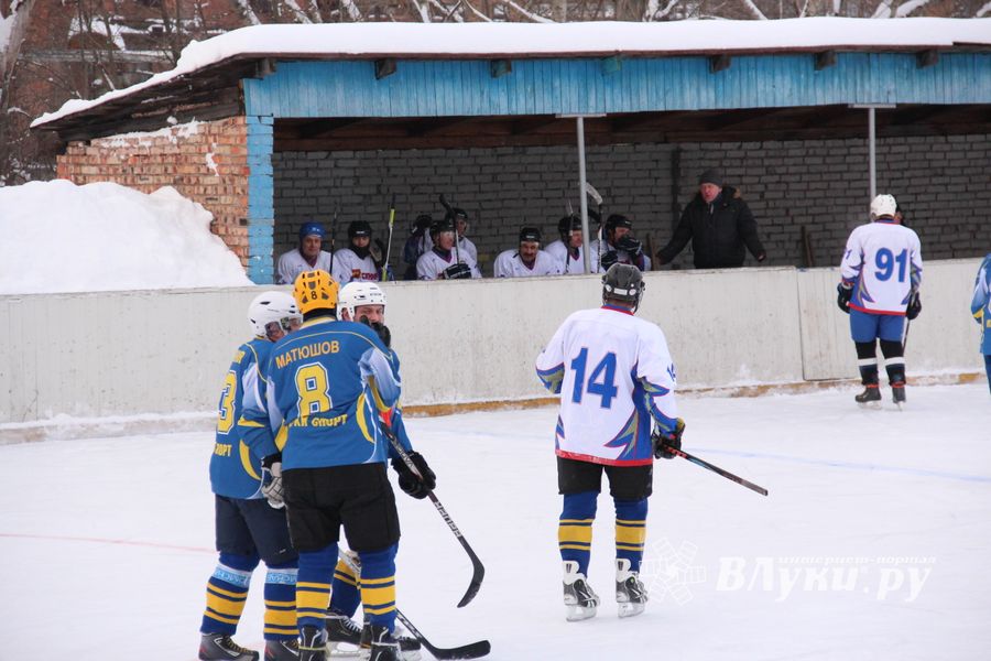 Открытый чемпионат Великих Лук по хоккею: двойная боль... (фото)