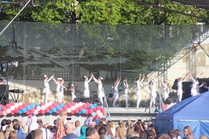 Праздничный салют в честь Дня Победы был дан в Великих Луках (ФОТО)