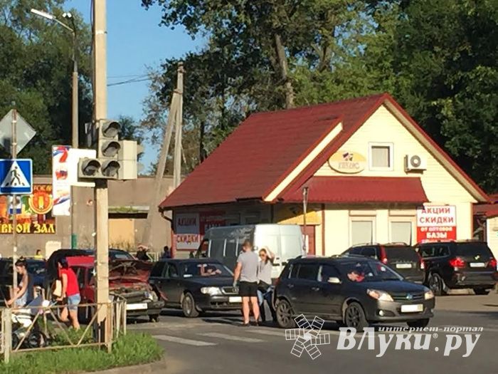 ДТП на проспекте Гагарина (ФОТО)