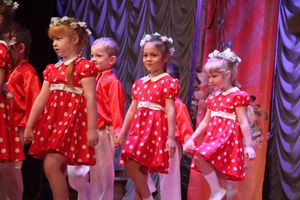 В Великих Луках прошёл «Танцевальный круговорот» для самых юных танцоров (ФОТО)