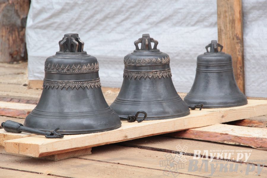 Освящение колоколов храма святителя Тихона