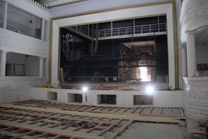 Андрей Турчак в Драмтеатре  Великих Лук: Не превращать малый зал в банкетный! (ФОТО)