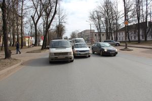 В ДТП на пр. Гагарина попала беременная женщина (ФОТО)