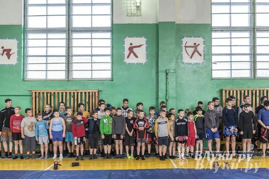 Великолучане стали третьими в командном зачете на Первенстве области по панкратиону (фото)