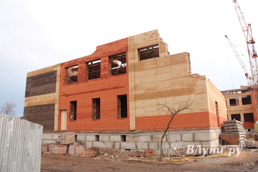 Новую школу на Гагарина в Великих Луках начинят технологиями (ФОТО)