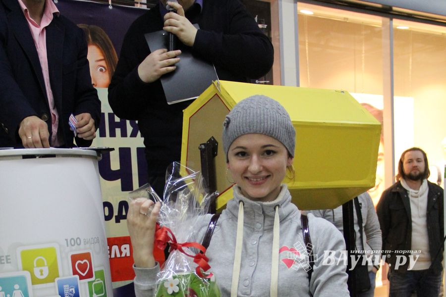 В ТЦ «Апельсин» прошла весенняя ночь распродаж