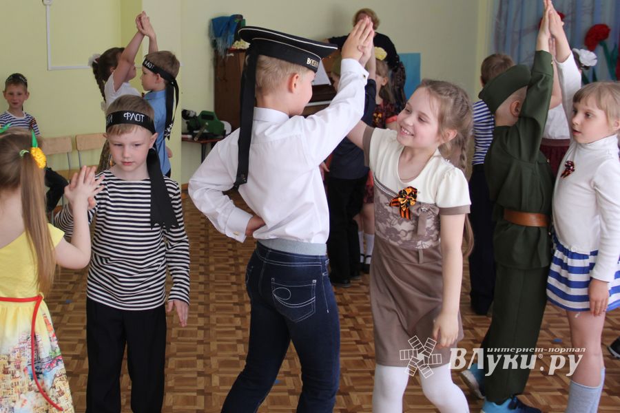 Стихи и песни о Великой Победе исполнили ребята детского сада №1