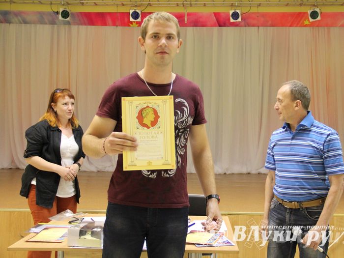 В Великих Луках прошла финальная игра «Что? Где? Когда?» (фото)