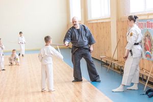 Ученики школы Дзюшин-рю кэмпо каратэ постигали искусство кобудзюцу (ФОТО)