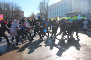 В Великих Луках широко отметили Масленицу (ФОТО)