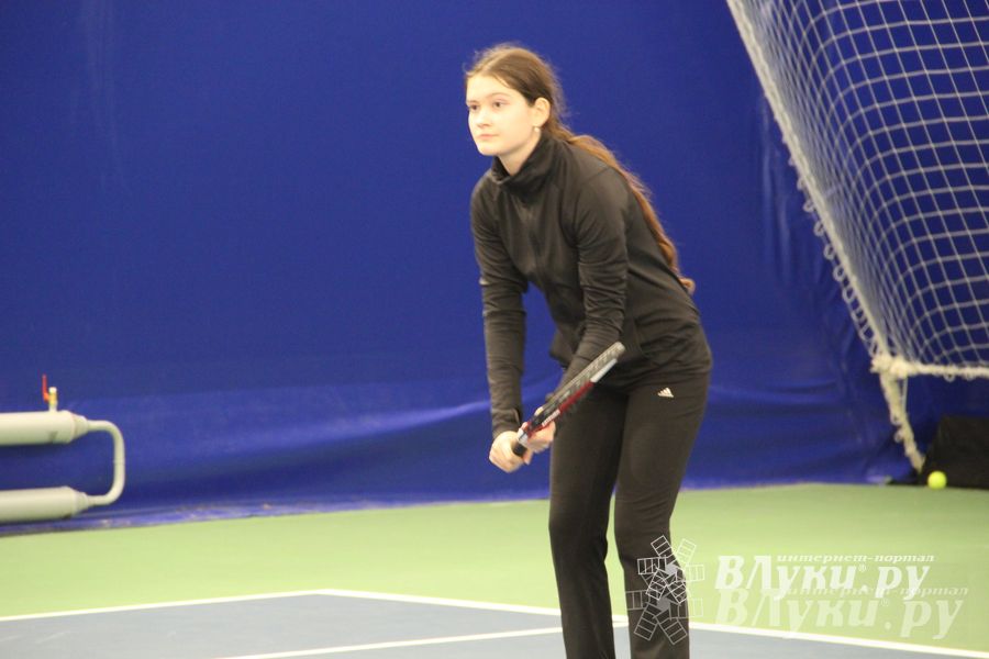 В СК «Ника» проходит открытый городской турнир по большому теннису (фото)