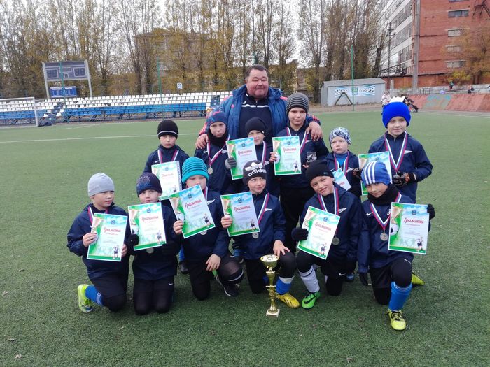 Великолучане привезли серебро с турнира по футболу «Осенний кубок-2017» (ФОТО)