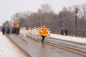 В Великих Луках прошел праздник Масленицы (ФОТО)