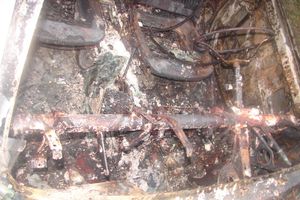 В Псковской области в сгоревшей машине найдено тело владельца (фото)