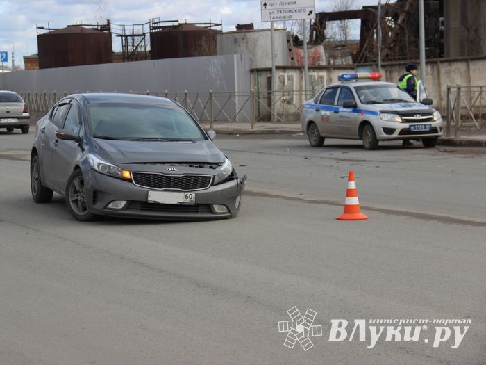 В ДТП на ул. Промышленной пострадал мужчина (ФОТО; ВИДЕО)