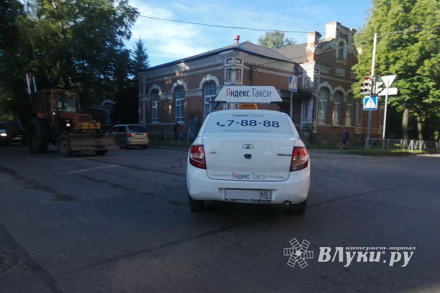 ДТП на перекрёстке Ботвина/Некрасова (ФОТО)