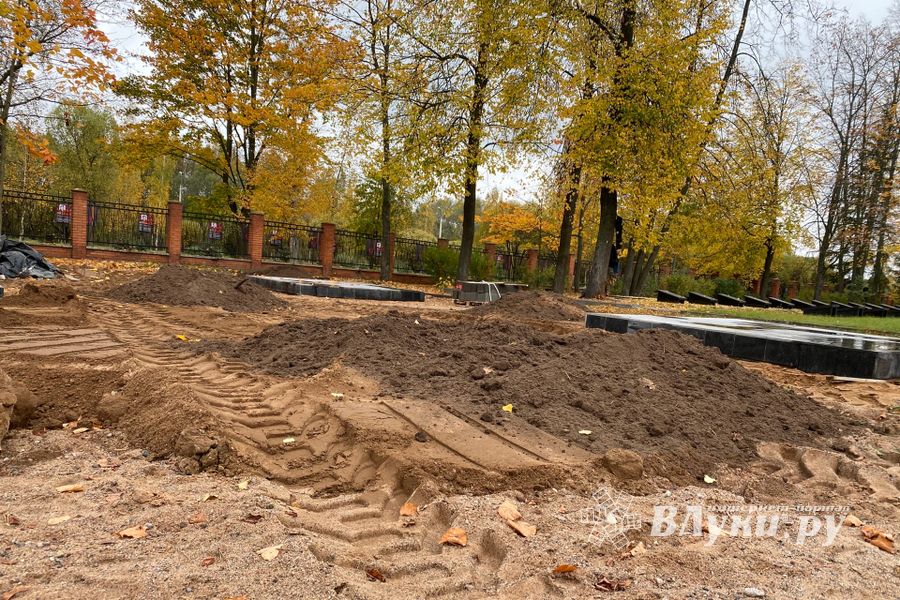 Продолжается реконструкция воинского мемориала (ФОТО)