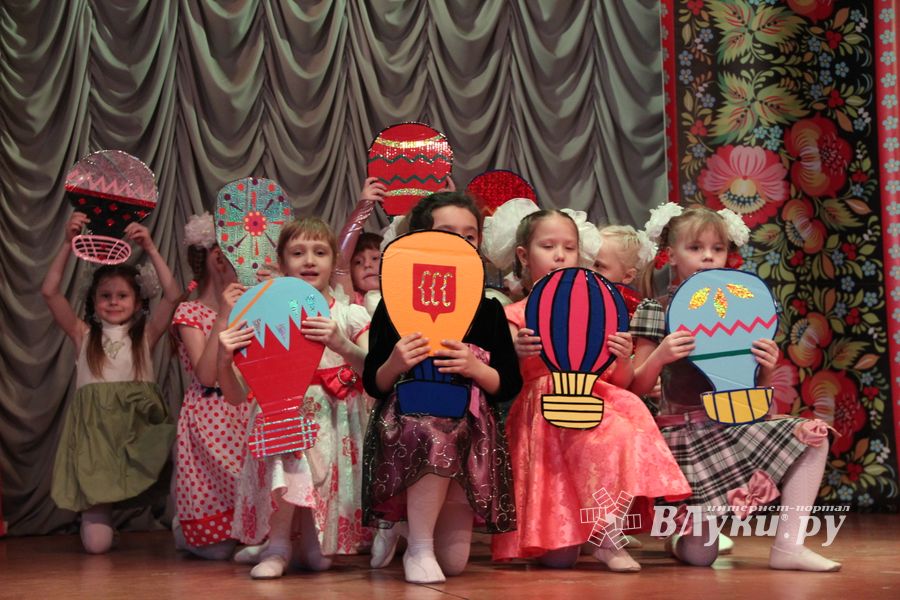 «Великолукская Веснянка»: детские сады 