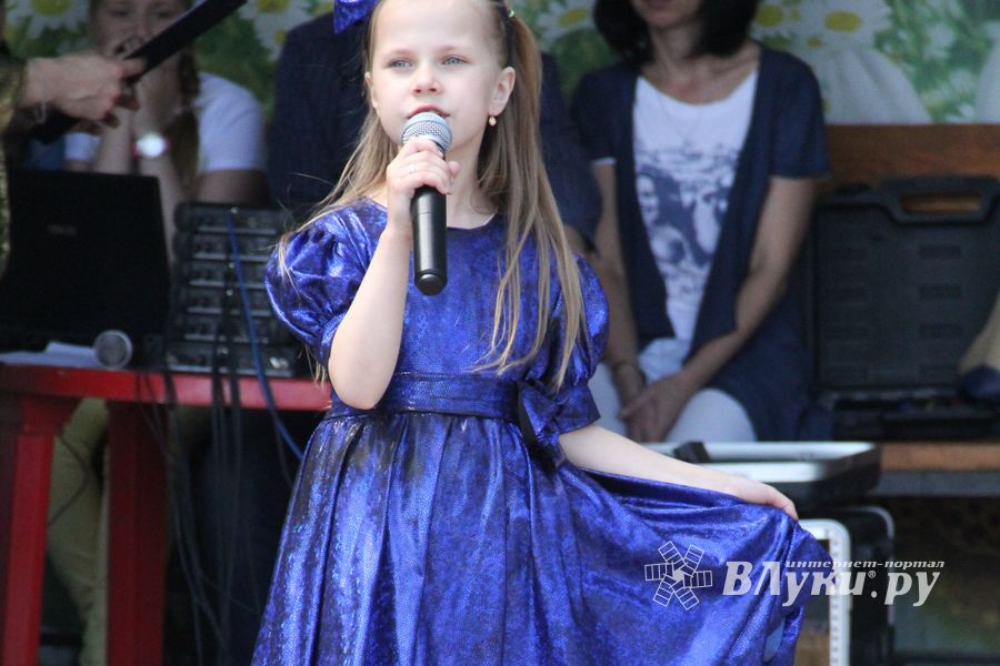 День защиты детей отпраздновали В Великих Луках (фото)