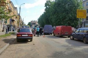 Цыганские разборки на Зверева в Великих Луках (ФОТО)