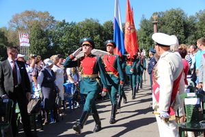 Военный парад в Великих Луках, часть II (ФОТО)