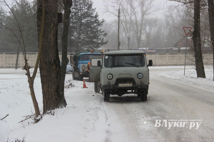 Вниманию автомобилистов-великолучан (ФОТО)