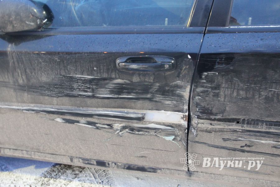 В ДТП на Гражданской столкнулись Suzuki и Chevrolet Lacetti (ФОТО)