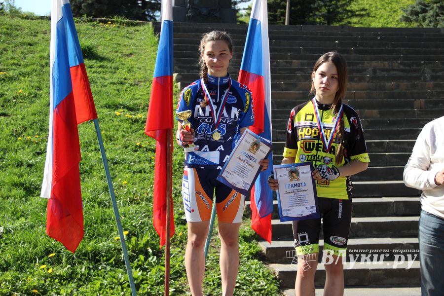 В Великих Луках чествовали лучших велосипедистов (ФОТО)