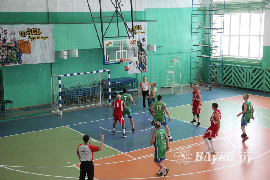 Великолучане стали победителями межрегионального турнира ветеранов баскетбола (ФОТО)