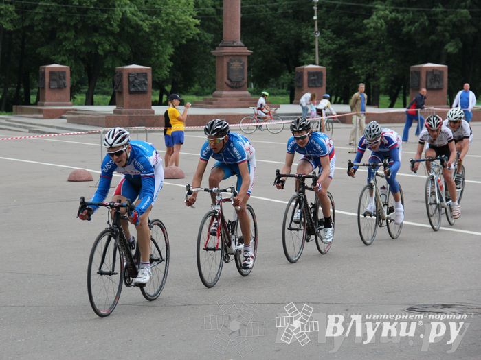 Гонка-критериум по велосипедному спорту