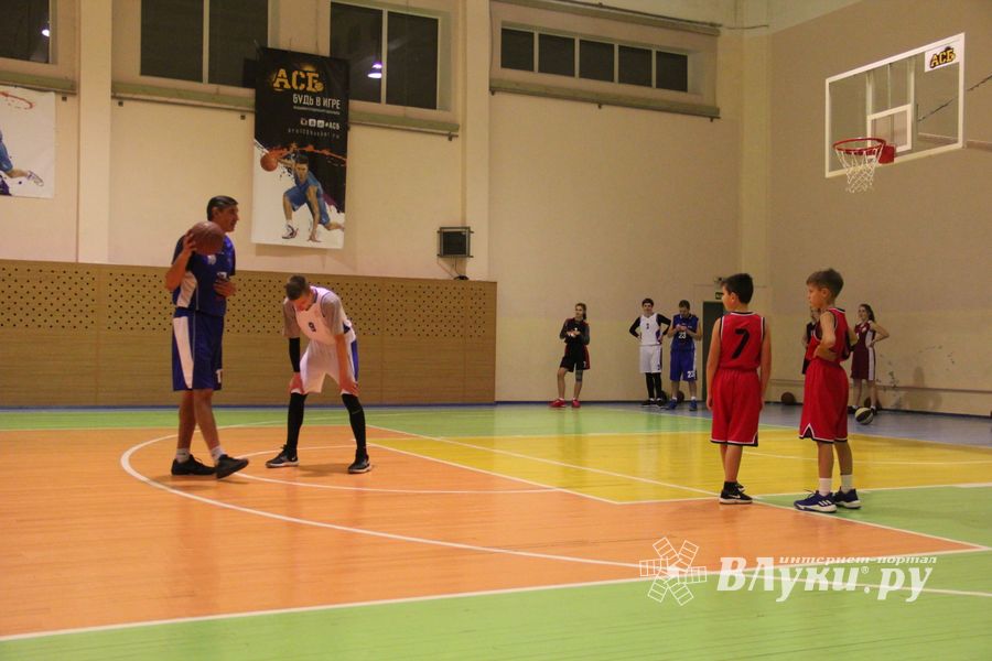 В ВГСХА прошёл мастер-класс по баскетболу (ФОТО)