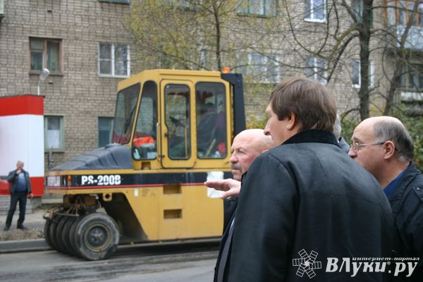 К 1 ноября планируется окончание ремонтных работ на ул. 3-й Ударной Армии