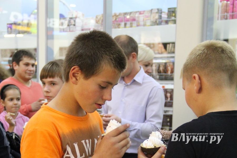 Торговый центр «Апельсин» отметил День рождения