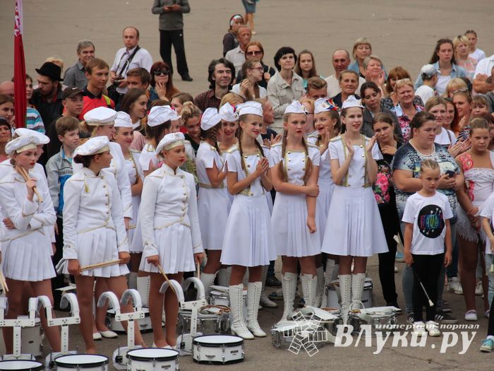 Лучшие мажоретки и барабанщицы награждены (ФОТО)