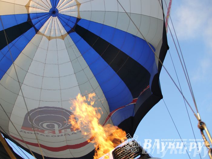 Пилоты совершили третий спортивный полет