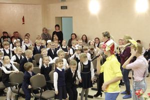 Великолукские первоклассники перевоспитали Бабу-Ягу (ФОТО)