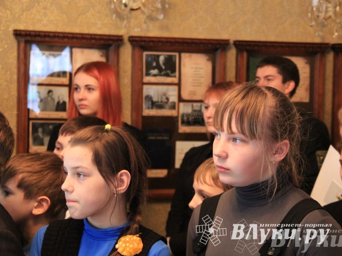 В Великих Луках почтили память академика Виноградова