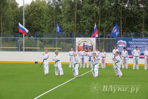 Открытие физкультурно-оздоровительного комплекса в Великих Луках (фото)