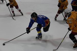 Великолукские хоккейные клубы провели матч в рамках чемпионата города (ФОТО)