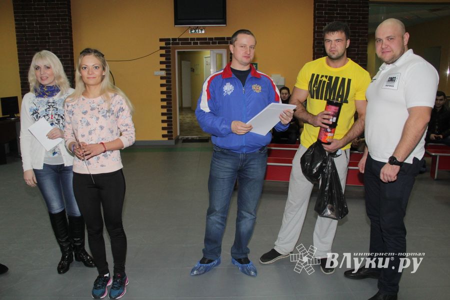 Самые сильные великолучане встретились в «Арене» (ФОТО)