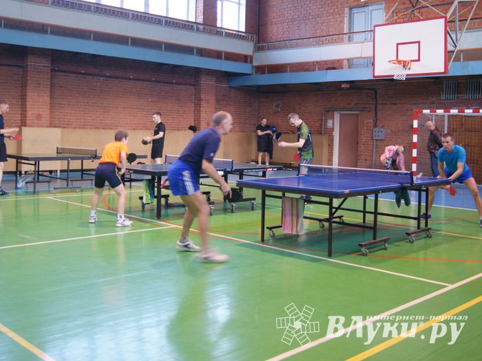 В Великих Луках прошел чемпионат города по настольному теннису (ФОТО)