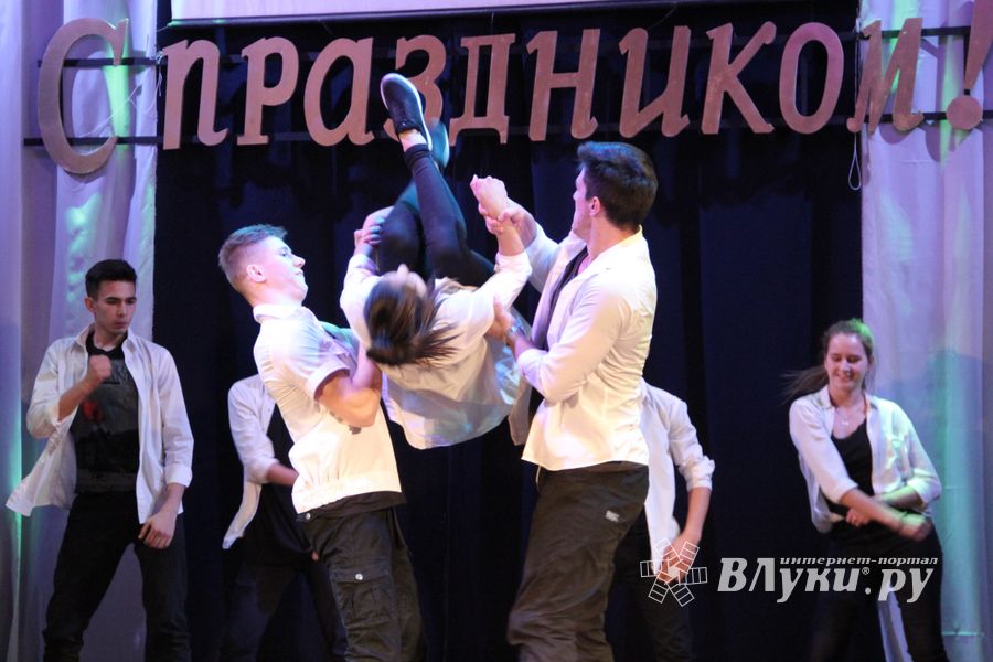 В Великих Луках прошёл «Студбаттл» (ФОТО)