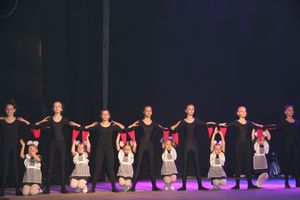 18 мая состоялся юбилейный концерт коллектива мажореток «Золотые погоны» (ФОТО)