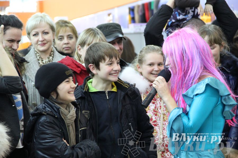 Ночь распродаж в ТЦ «Апельсин»