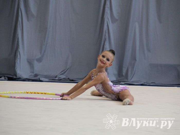 ​В Великих Луках проходит Открытое Первенство по художественной гимнастике (ФОТО) (0+)