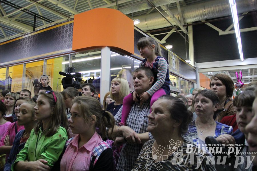 Торговый центр «Апельсин» отметил День рождения