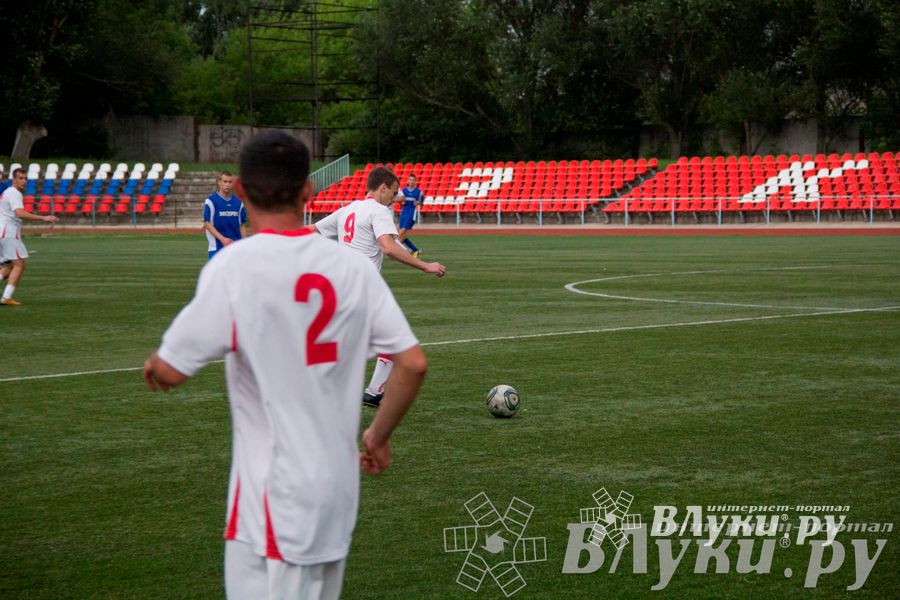 Футбольный матч «Экспресс-2» — «КПРФ»