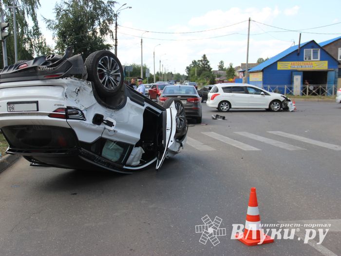 Некоторые подробности ДТП на Дьяконова – Третьей Ударной (ФОТО)