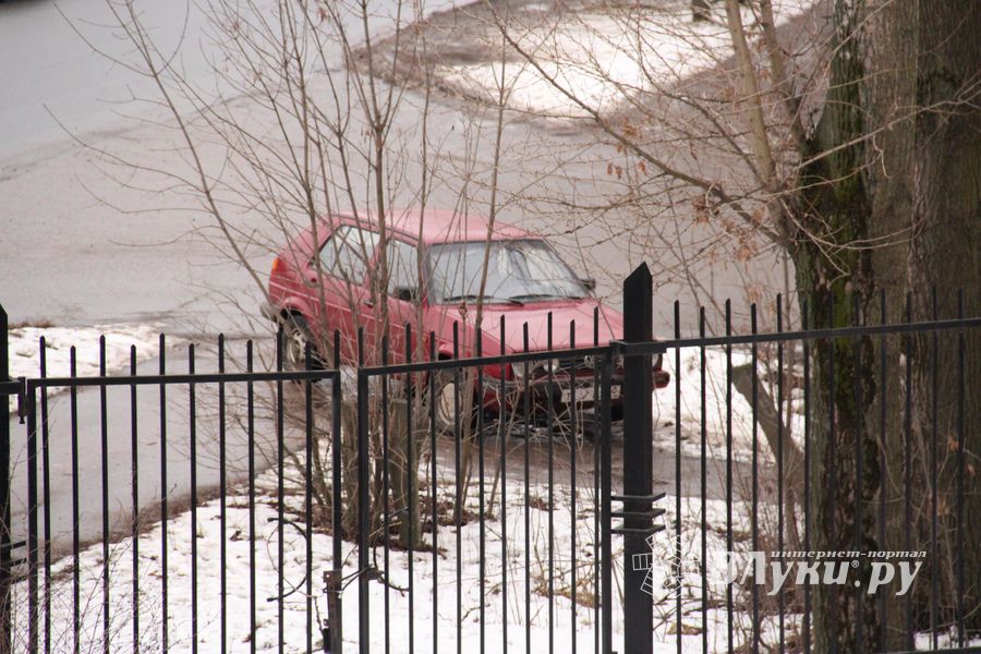 Фотофакт: Припарковался?